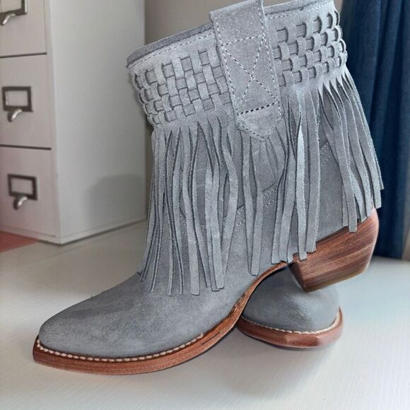 Frye Sacha Short Fringe Bootie suede leather steel Blue 6.5 - Picture 7 of 13